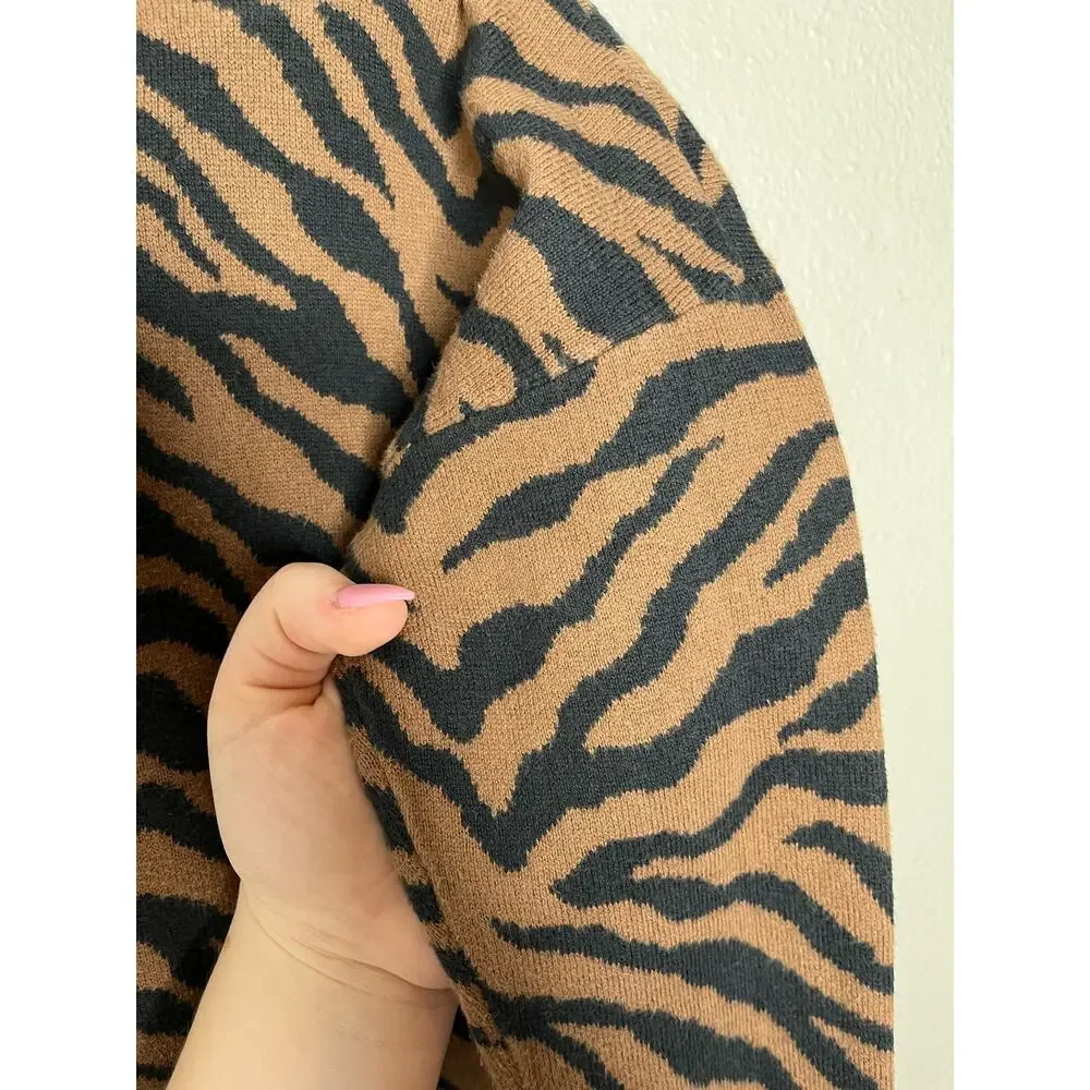 GAP Kid’s Brown Novelty Slouch Zebra Print Sweatshirt Size Small